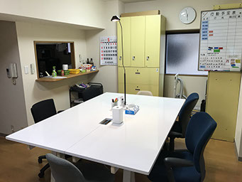 アクロス・ザ・ユニバースのオフィス